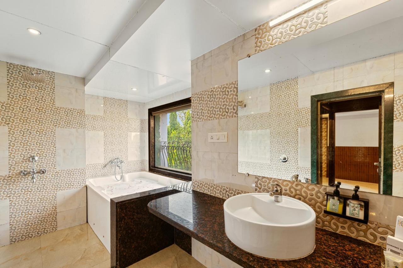 Mayur Retreat & Spa Lonavala Bagian luar foto