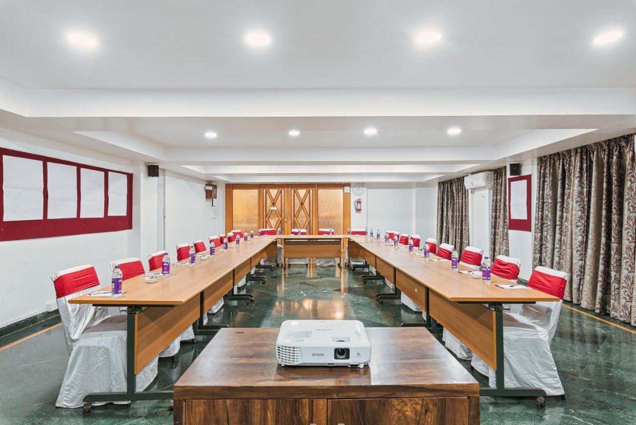 Mayur Retreat & Spa Lonavala Bagian luar foto