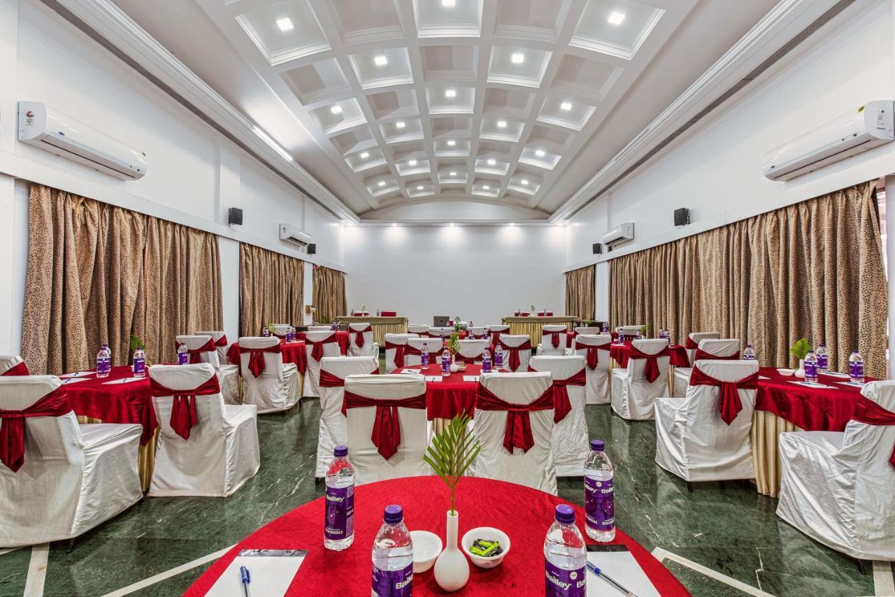 Mayur Retreat & Spa Lonavala Bagian luar foto
