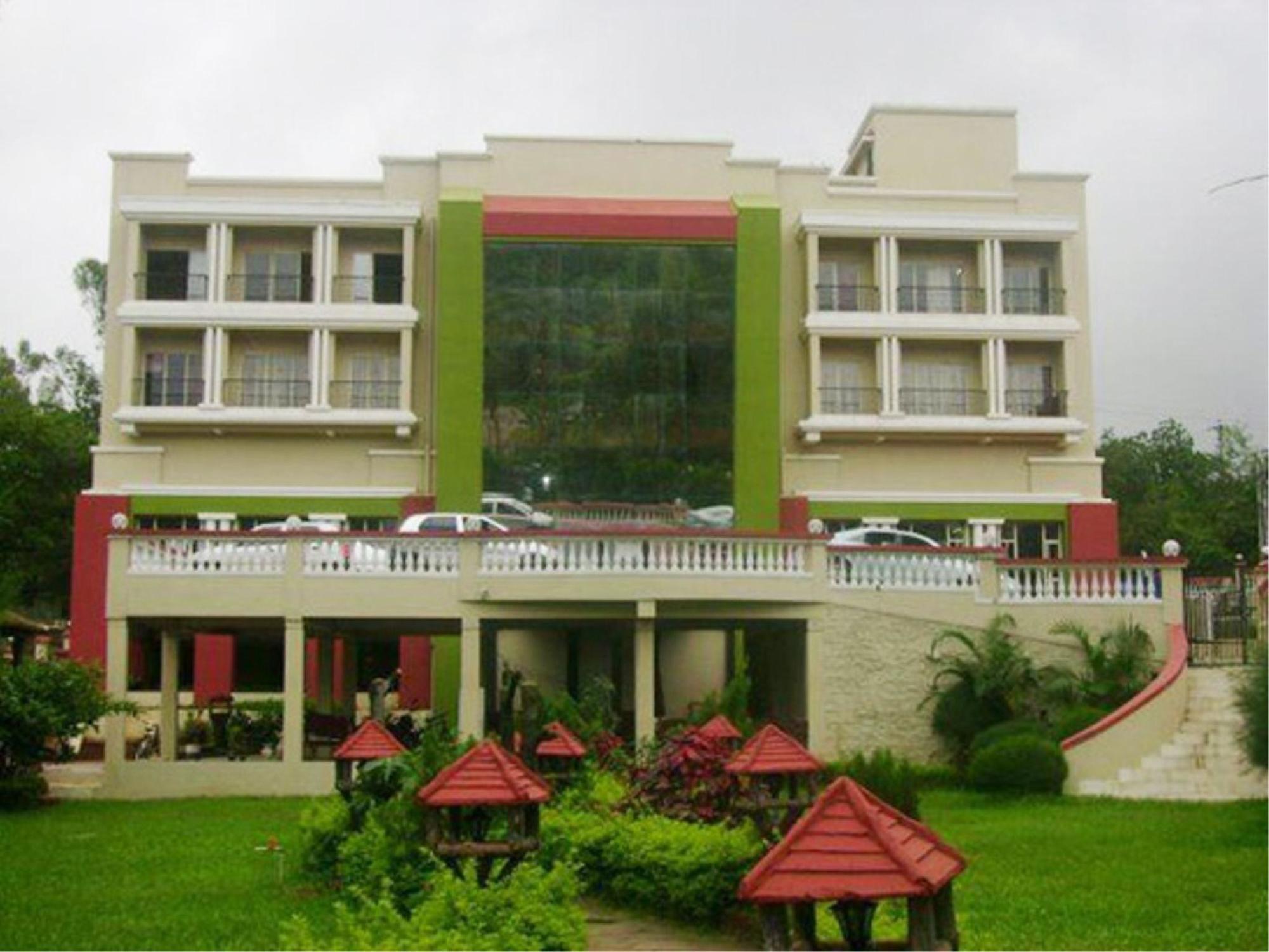 Mayur Retreat & Spa Lonavala Bagian luar foto